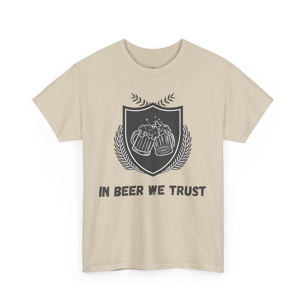 Lustiges T-Shirt mit englischem Spruch „In Beer We Trust“